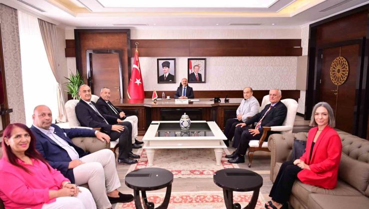 Kuşadası Ticaret Odası Yönetimi Aydın Valisi Varol ile görüştü