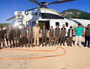 Kuşadası’nda konuşlu yangın söndürme helikopteri göreve hazır