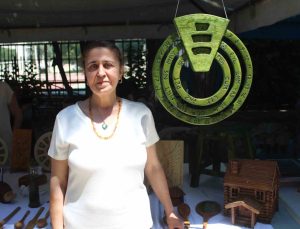 Maya takvimini andıran ahşap eser ilgi odağı oldu