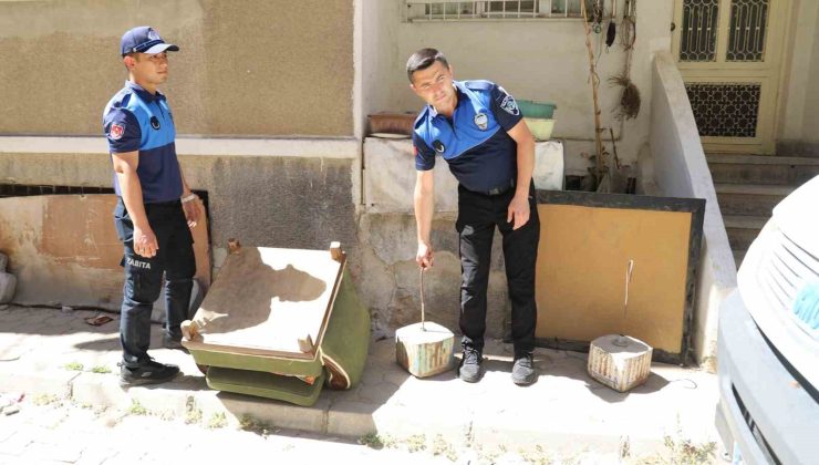 Nazilli Belediyesi’nden kaldırım işgallerine denetim