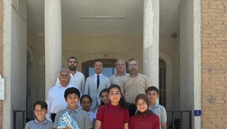 Yenipazar’da başarılı öğrenciler ödüllendirildi