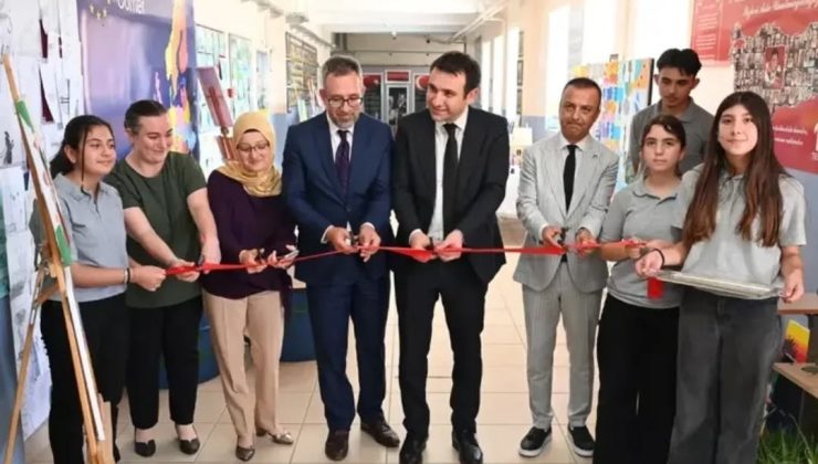 Yenipazar’da yıl sonu sergisi açıldı