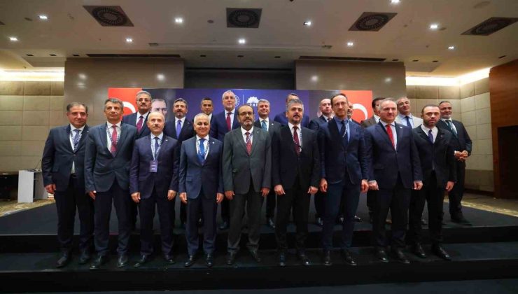 ADÜ, ’Çalışma Hayatında Dijital Dönüşüm’ seminerinde temsil edildi