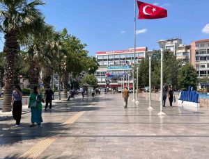 Aydın Efeler’de bunaltan sıcak hayatı yavaşlattı