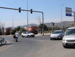 Aydın Şehir Hastanesi ulaşımındaki tehlikeli güzergaha hastalar çözüm bekliyor