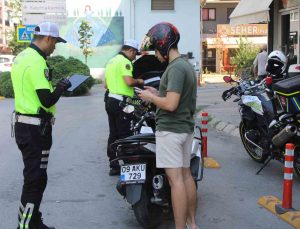 Aydın’da motosiklet sürücüleri denetlendi