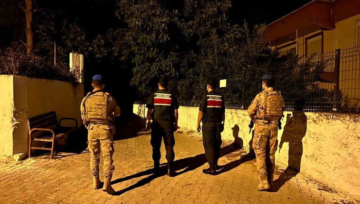 Bozdoğan’da jandarmadan gece boyu yangın ve hırsızlık denetimi