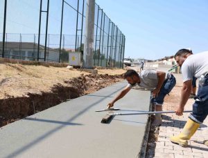 Didim Belediyesi ekipleri daha güvenli yaya ulaşımı için sahada