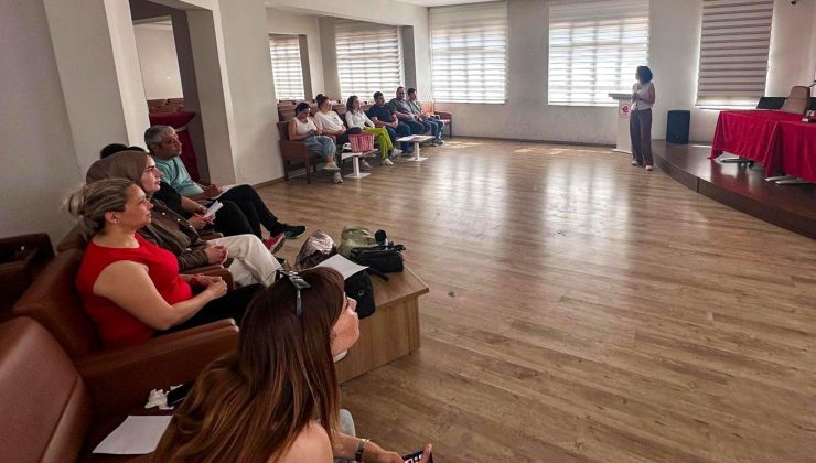 Efeler Belediyesi’nden özel eğitim personeline psikolojik destek
