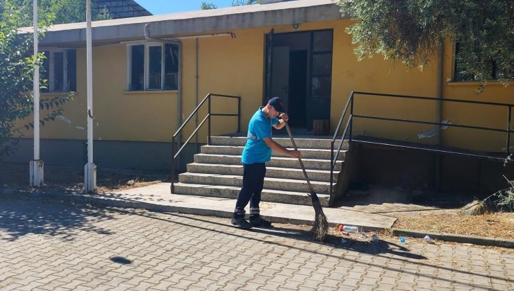 Efeler’de düğün alanlarında temizlik çalışması