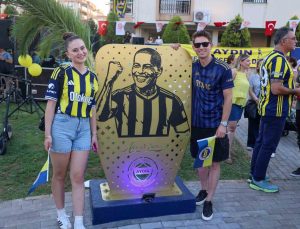 Efeler’de Fenerbahçeliler Parkı açıldı