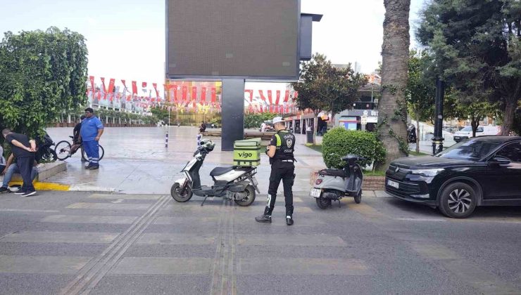 Kavşakta iki motosiklet çarpıştı: 2 yaralı