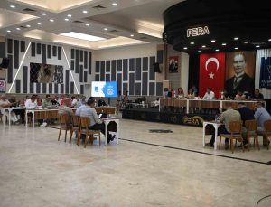 Kuşadası Belediyesi Meclisi’nden elektrikli araç ve engelli erişimi kararı
