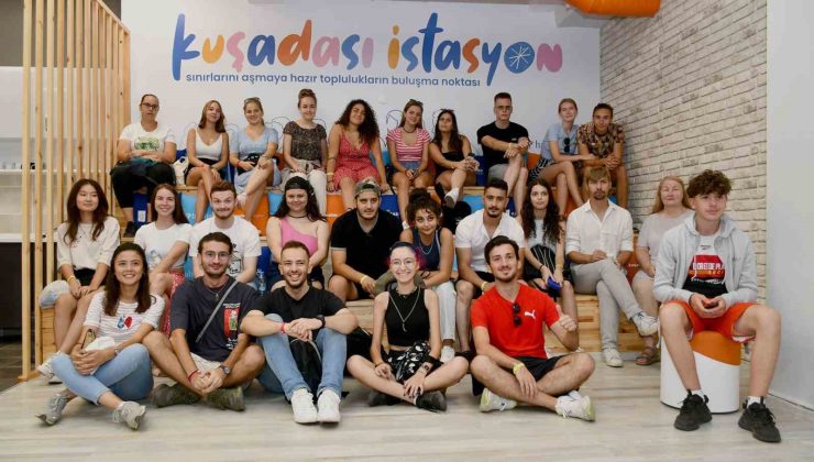 Kuşadası Belediyesi’nden gençlere yaz desteği
