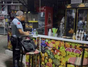Kuşadası Belediyesi’nden Güzelçamlı Sahil Pazarı’nda denetim ve yer tahsis çalışması