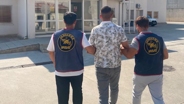 Kuşadası’nda 20 yıl hapis cezası ile aranan şahıs yakalandı