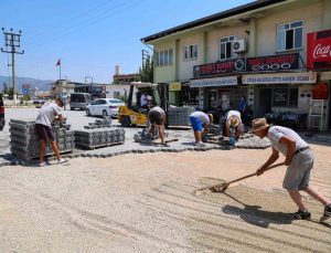 Şehir Hastanesi yoluna parke taşı çalışması