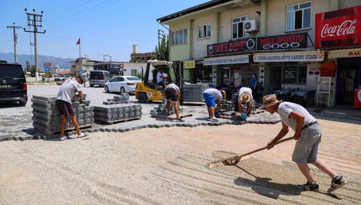 Şehir Hastanesi yoluna parke taşı çalışması