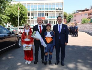 Vali Varol’dan Koçarlı’da yoğun mesai