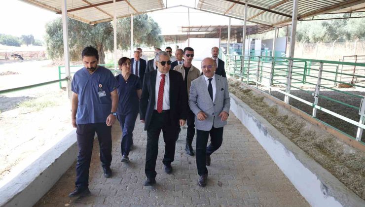 ADÜ Rektörü Kent, Ziraat Fakültesi’nde incelemelerde bulundu