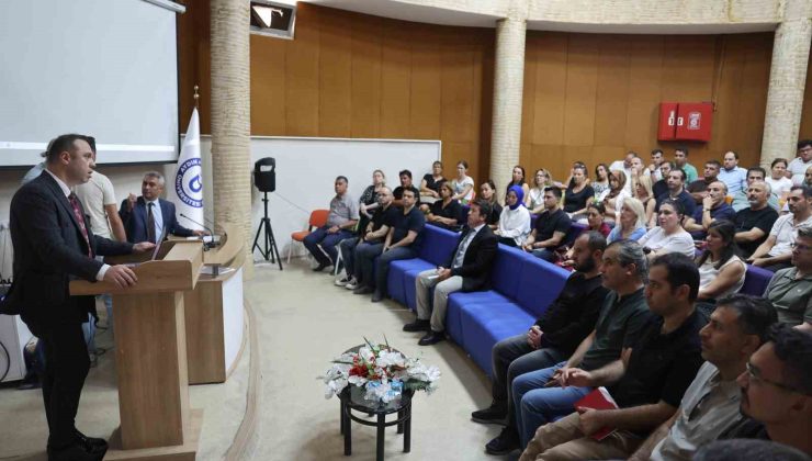 ADÜ’de yabancı öğrenci kayıtları öncesi bilgilendirme toplantısı