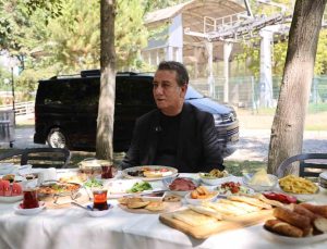 Efeler Belediyesi Pınarbaşı Kahvaltı Evi kapılarını açtı
