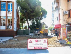 Efeler’de adliye yanında yol yenileme çalışması başladı