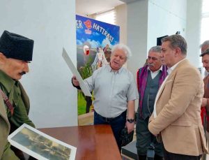 Efeler’de “Zaferden Kurtuluşa” sergisi tarihe ışık tutuyor