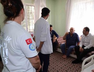 Karacasu’da evde sağlık hizmetleri vatandaşların ayağına gidiyor