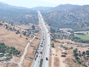 Kazalar sonrası Aydın Muğla karayolu kilitlendi: “Araç kuyruğu 5 kilometreye ulaştı”