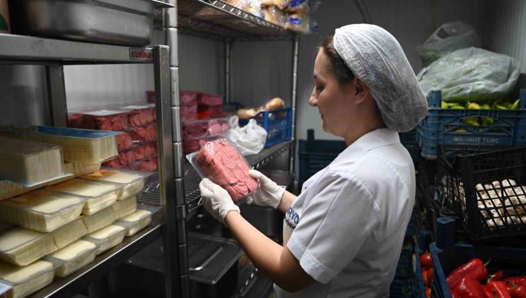 Kuşadası Belediyesi tesislerinde hijyen denetimleri aralıksız sürüyor