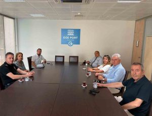 Kuşadası Limanı’nda “indi-bindi” krizi: Sektör temsilcilerinden yeni uygulamaya tepki