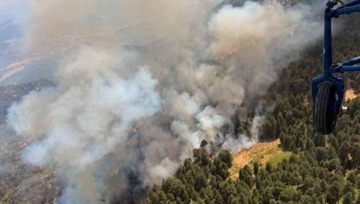 Kuyucak’ta alevlerle mücadele sürerken, meteoroloji kritik saatlere dikkat çekti
