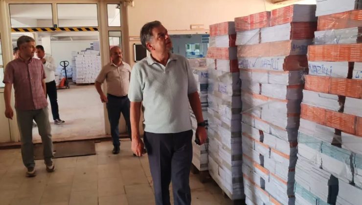 Nazilli’de ders kitabı dağıtımı öncesi hazırlıklar denetlendi