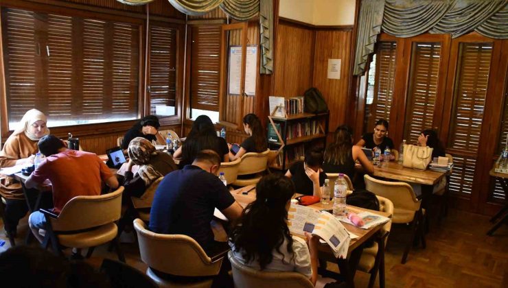Söke’de İlber Ortaylı Kitabevi Temmuz ayında 2 bin 156 öğrenciyi ağırladı