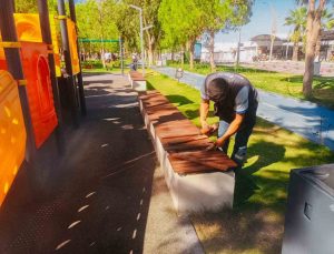 Didim Belediyesi parklardaki bakım ve onarım çalışmalarını sürdürüyor