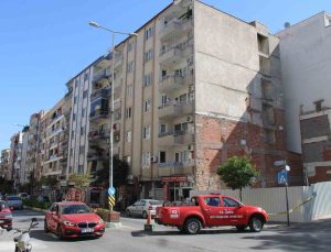 Efeler’de doğal gaz kaçağı paniği, 6 katlı bina tahliye edildi