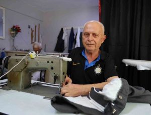 Emekliliğe alışmayınca 70 yaşından sonra dükkan açıp eski mesleğine geri döndü