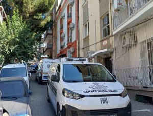 Genç kadın evde ölü bulundu