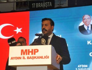 MHP İl Başkanı Cihangiroğlu Salonu dolduramadı