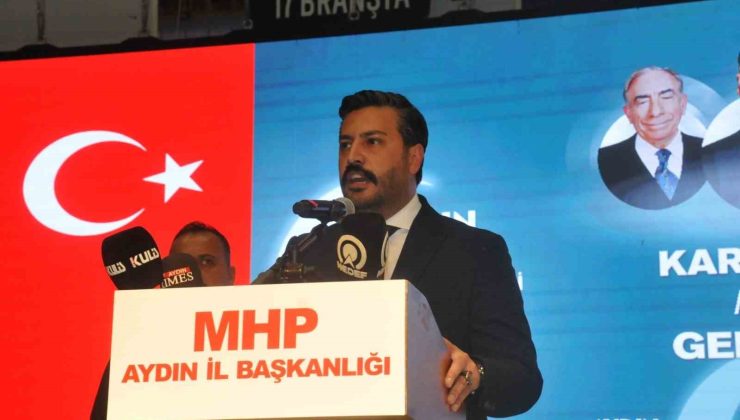 MHP İl Başkanı Cihangiroğlu Salonu dolduramadı
