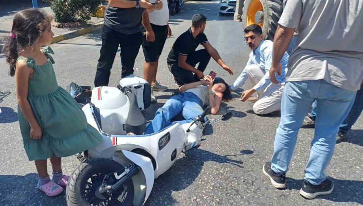 Panikle fren yapan motosiklet sürücüsü 3 metre sürüklendi