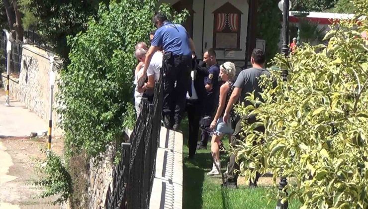 Tren yoluna atlamak isteyen adamı ekipler kurtardı