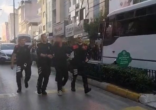 Aydın’da eski kayınpederinin iş yerinde silah çıkartan şahıs tutuklandı